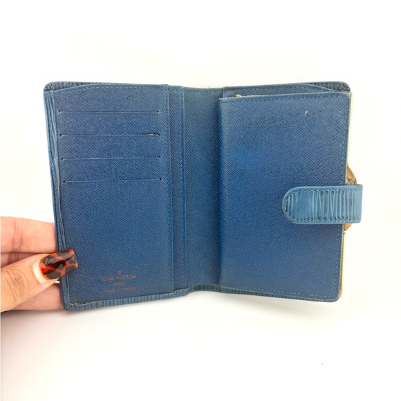 Louis Vuitton Blue Epi Leather Wallet with Dust bag - Good Used Condition - Picture 5 of 11